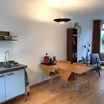 Apartment Nummer 1 *
