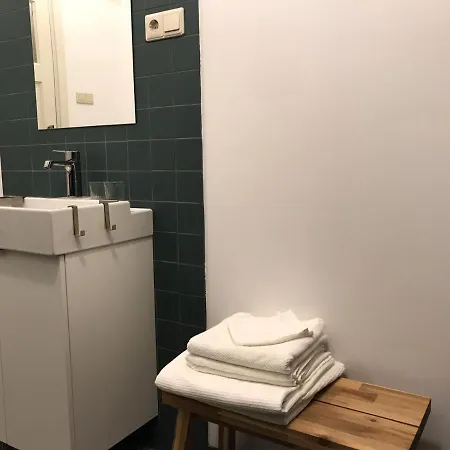 Nummer 1 * איינדהובן